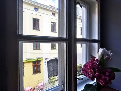 коммерческая по адресу Староеврейская ул., 22