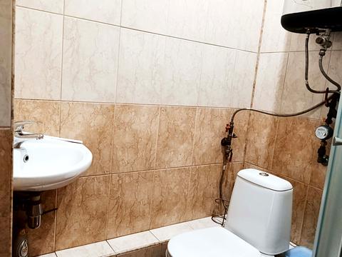 комерційна за адресою Миколи Бажана просп., 14