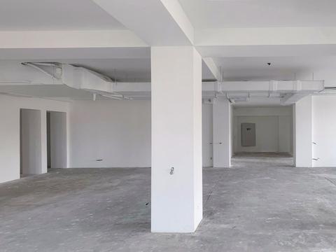 комерційна за адресою Саксаганського вул., 55