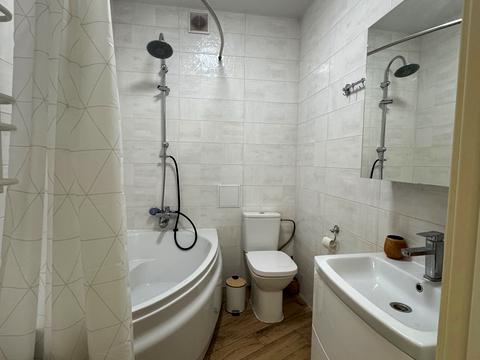 квартира по адресу Академика Амосова ул., 63