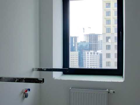 комерційна за адресою Саксаганського вул., 55