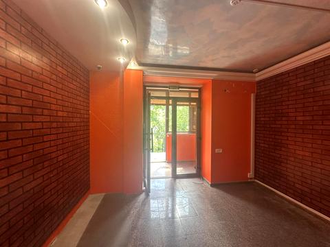 комерційна за адресою Петра Григоренка просп., 15