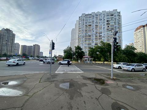 комерційна за адресою Петра Григоренка просп., 15