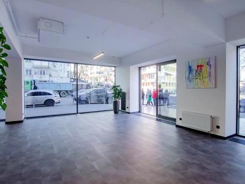 коммерческая по адресу Саксаганского ул., 55