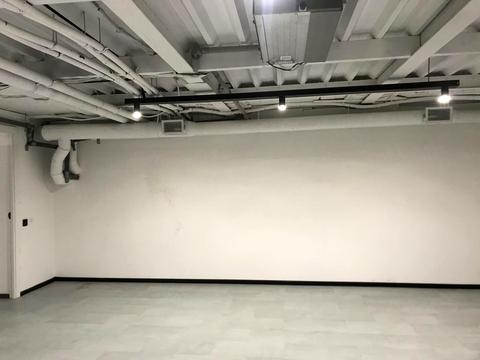 комерційна за адресою Саксаганського вул., 55