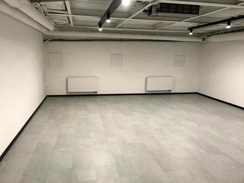 комерційна за адресою Саксаганського вул., 55