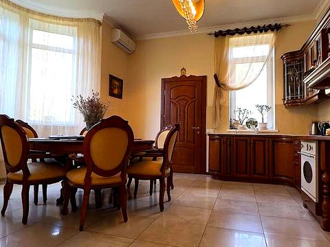 будинок за адресою Березова, 78