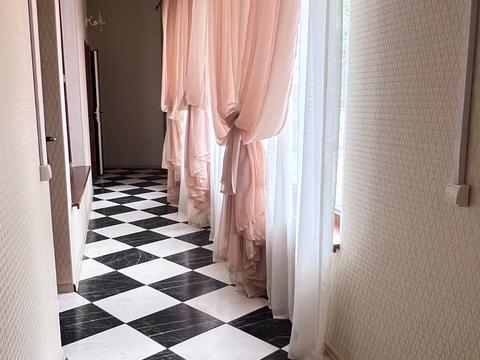 комерційна за адресою Володимира Великого вул., 17