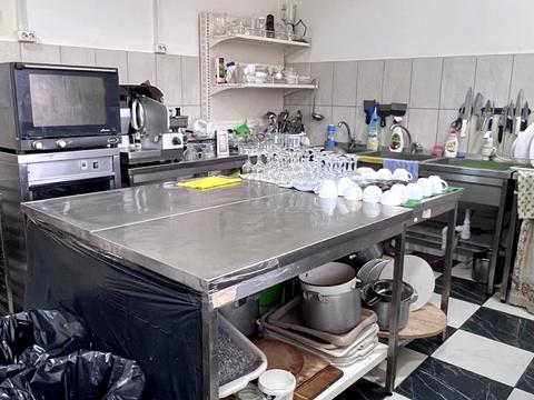 комерційна за адресою Володимира Великого вул., 17