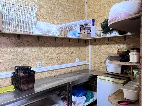комерційна за адресою Володимира Великого вул., 17