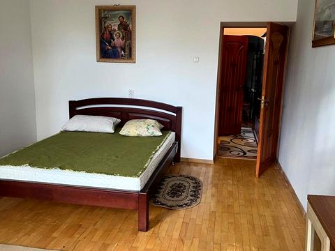 квартира по адресу Руфа ул., 25
