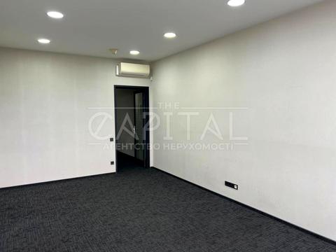 комерційна за адресою Кловський узвіз, 7a