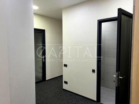 комерційна за адресою Кловський узвіз, 7a