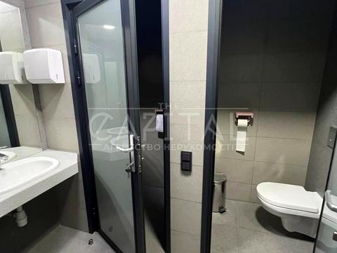 комерційна за адресою Кловський узвіз, 7a