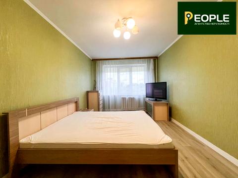 квартира по адресу Академика Глушкова просп., 34