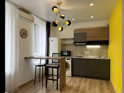 квартира за адресою Салютна вул., 2к3