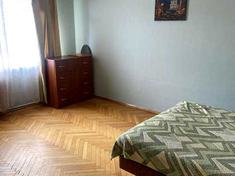 квартира за адресою Дегтярівська вул., 15