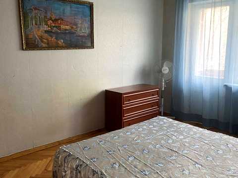квартира за адресою Дегтярівська вул., 15