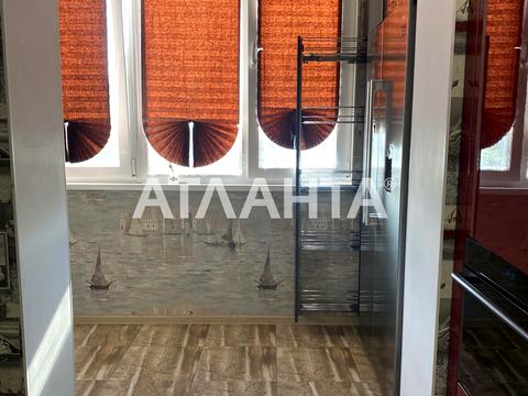 квартира за адресою Михайла Комарова вул., 3