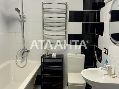 квартира за адресою Михайла Комарова вул., 3
