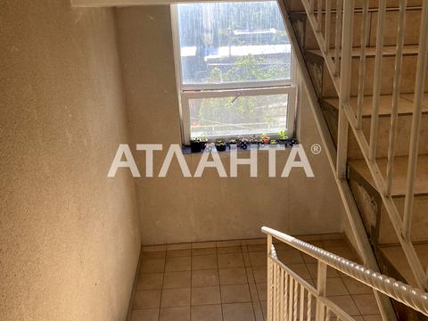квартира за адресою Михайла Комарова вул., 3