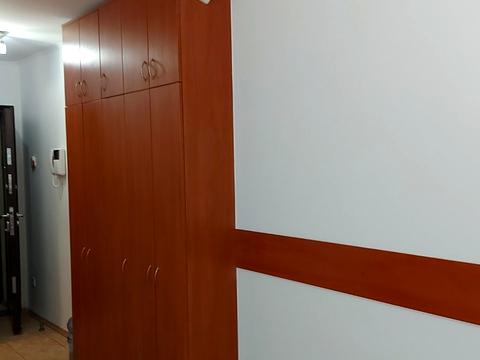 комерційна за адресою Лесі Українки бульв., 20/22