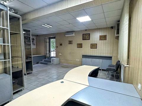 комерційна за адресою Кривий Ріг, Тесленка вул., 2