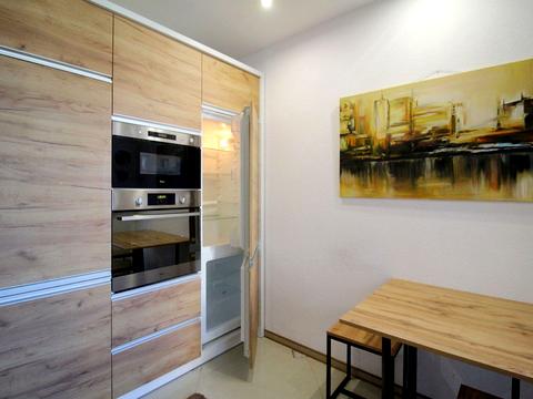 квартира за адресою Хотинська вул., 12