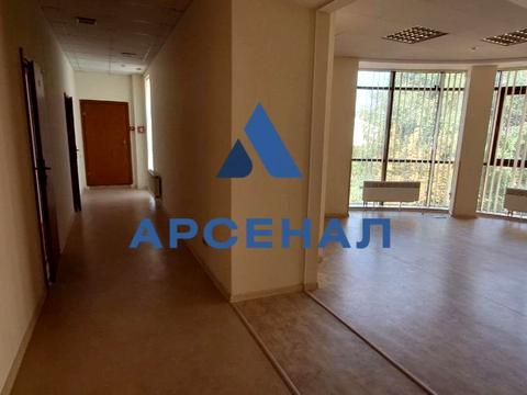 комерційна за адресою Соборний просп. (Леніна), 63