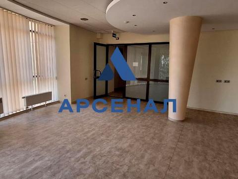 коммерческая по адресу Соборный просп. (Ленина), 63