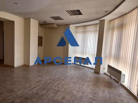 комерційна за адресою Соборний просп. (Леніна), 63