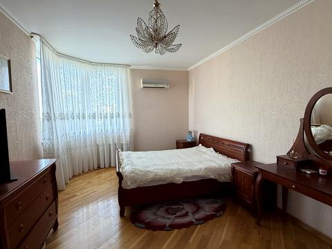 квартира за адресою Миколи Бажана просп., 1-М