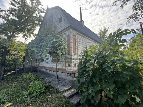 дом по адресу с. Щитки, Родинна, 17