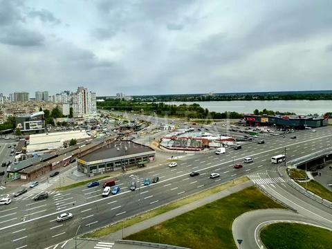 квартира за адресою Ревуцького вул., 40-В