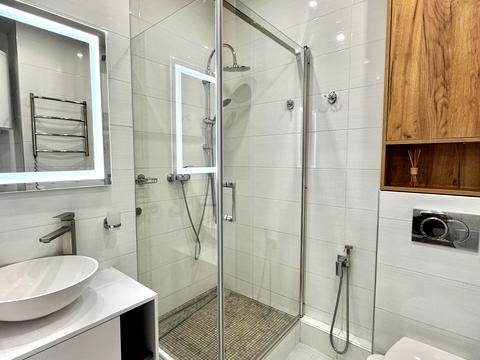 квартира за адресою Ревуцького вул., 40-Б