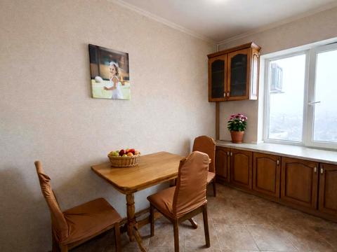 квартира за адресою Боровиковського бульв., 16