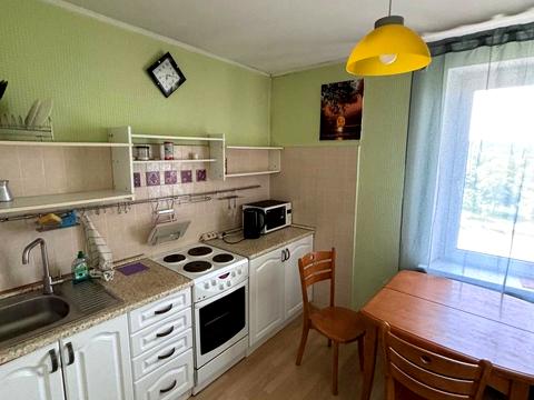 квартира за адресою Дніпровська набережна вул., 13
