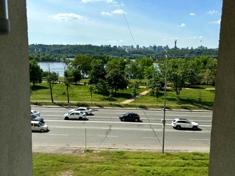 квартира за адресою Дніпровська набережна вул., 13