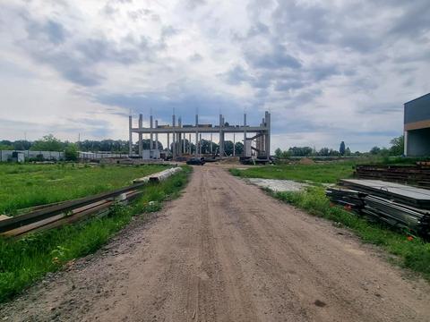 комерційна за адресою Красилівська вул., 11