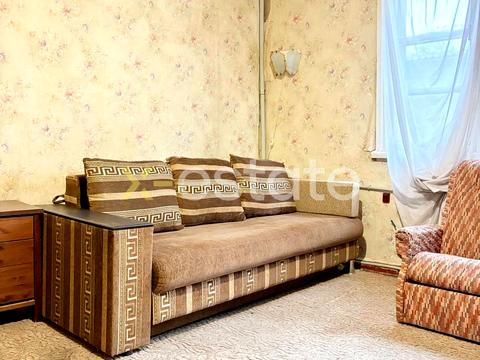 кімната за адресою Куликівський узвіз (Революції), 7/9