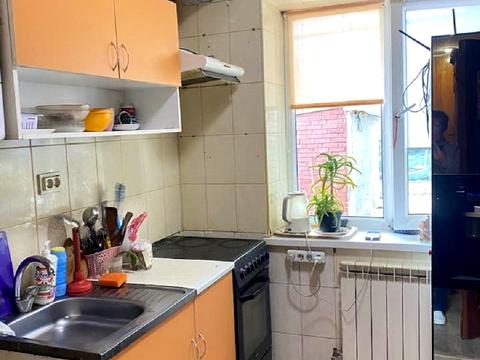 будинок за адресою Василя Симоненка вул.