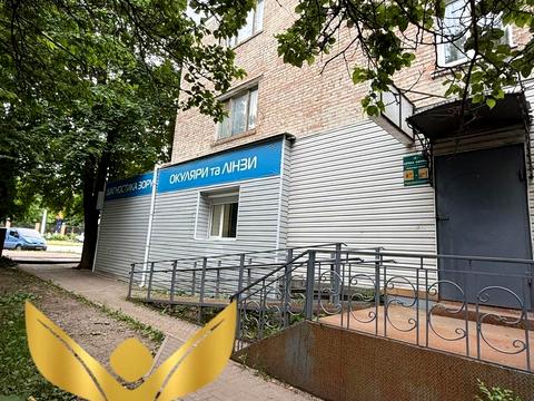 комерційна за адресою Євгена Тельнова вул., 1а