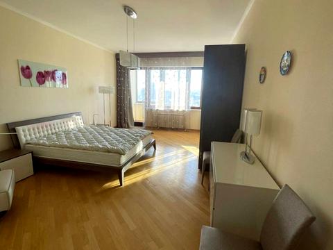 квартира за адресою Кропивницького вул., 10