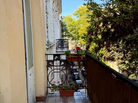 квартира за адресою Академіка Богомольця вул., 8