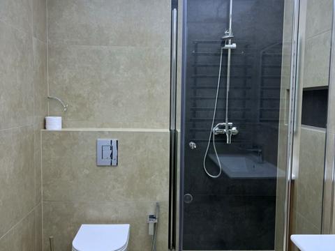 квартира за адресою Степана Бандери вул., 77-Б
