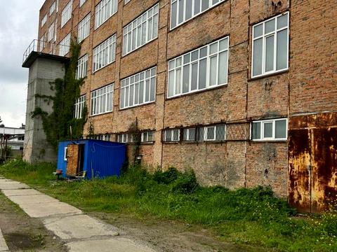 комерційна за адресою Віскозна вул., 10