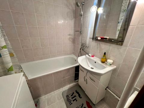 квартира за адресою Бориса Гмирі вул., 9-А