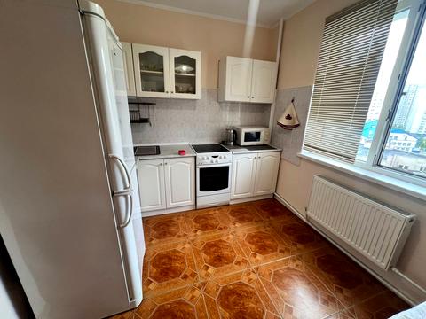 квартира за адресою Бориса Гмирі вул., 9-А