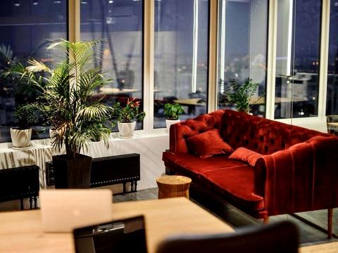 коммерческая по адресу Кловский спуск, 7a