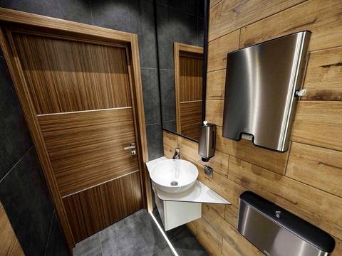 коммерческая по адресу Кловский спуск, 7a